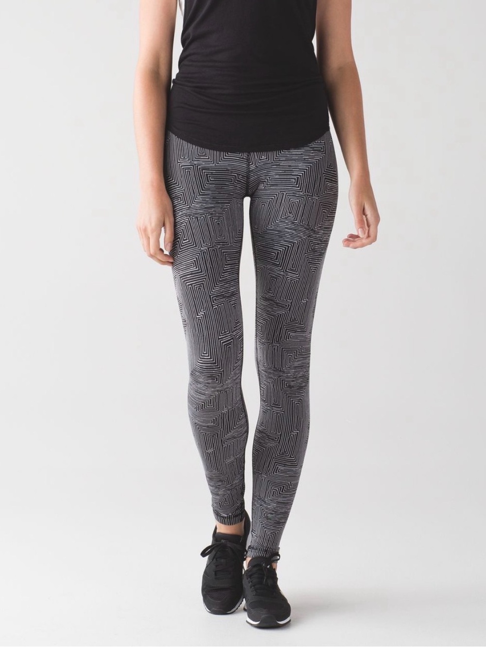 Lululemon Wunder Under Hi-Rise Pant Maze Jacquard Black White Size 8